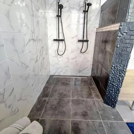 Oasis 2 En Duplex * Roubaix